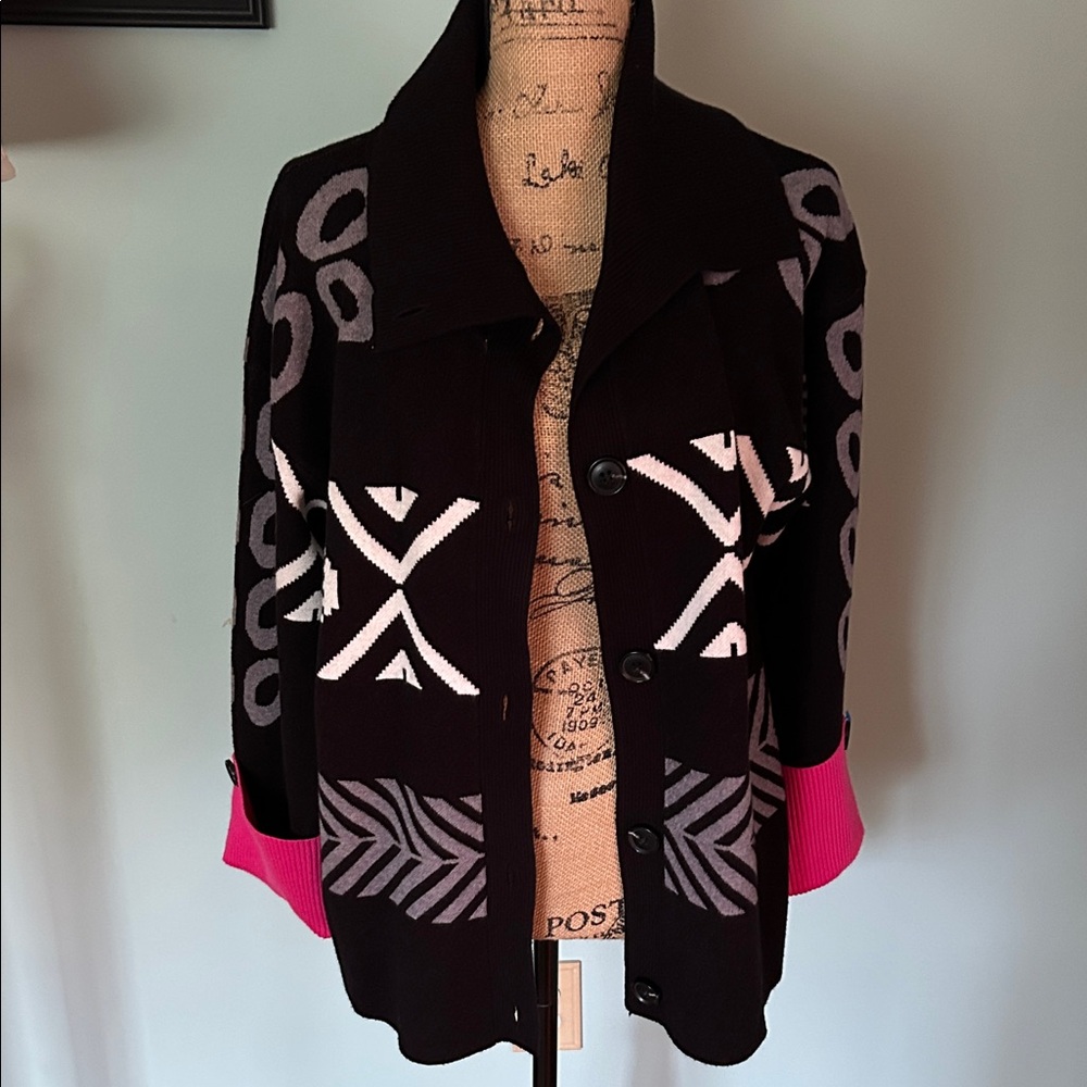 Black and Pink Geometric Cardigan
